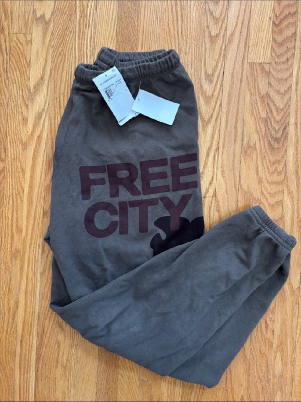 FREECITY Large Print Sweatpants β CocoPonys β Size XS (NWT) - Picture 2 of 16